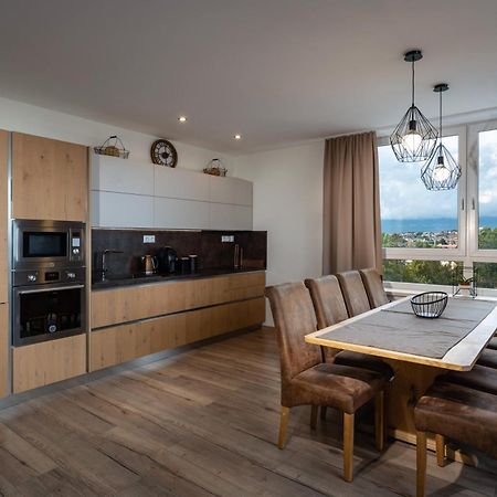A-Partman Sk - Main Square - Private Parking - Mountain View - Top Floor - 82 M2 Poprad Extérieur photo