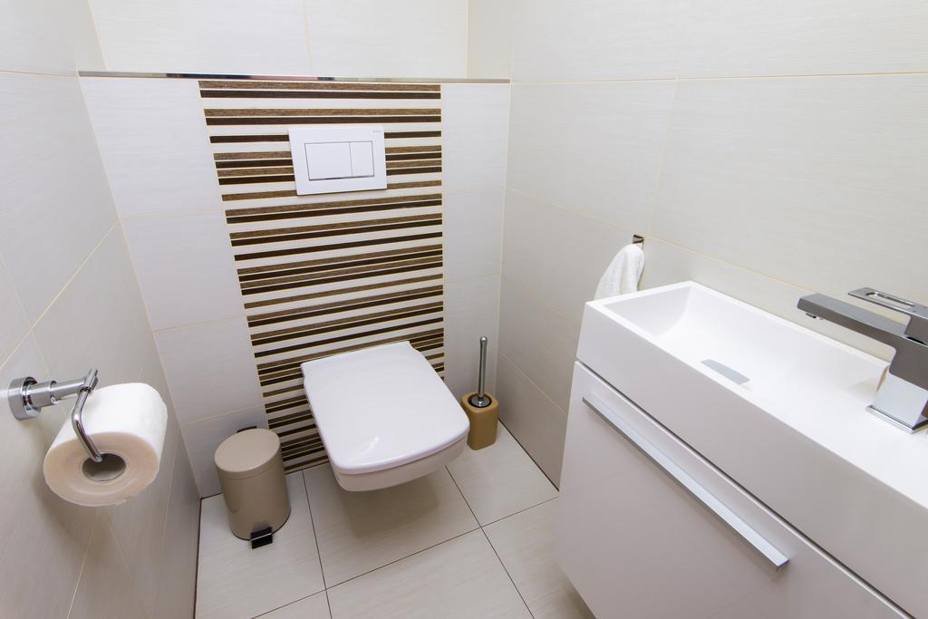 A-Partman Sk - Main Square - Private Parking - Mountain View - Top Floor - 82 M2 Poprad Extérieur photo