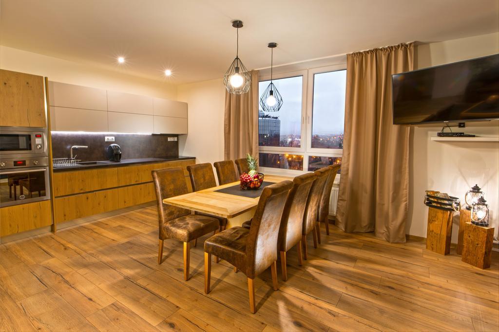 A-Partman Sk - Main Square - Private Parking - Mountain View - Top Floor - 82 M2 Poprad Extérieur photo
